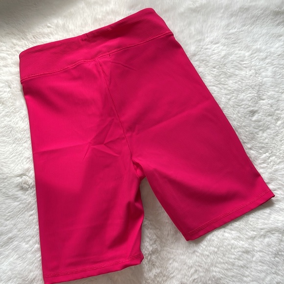 NWOT DYNAMITE PINK BIKER SHORTS - Picture 4 of 4